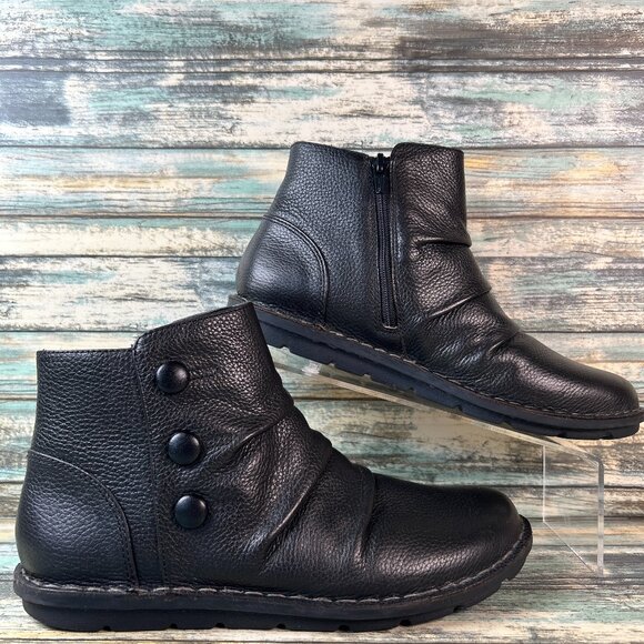 Clarks Ankle Boots Womens Janice Verna Size 8M Black Leather Black Zip Comfort - Picture 1 of 12